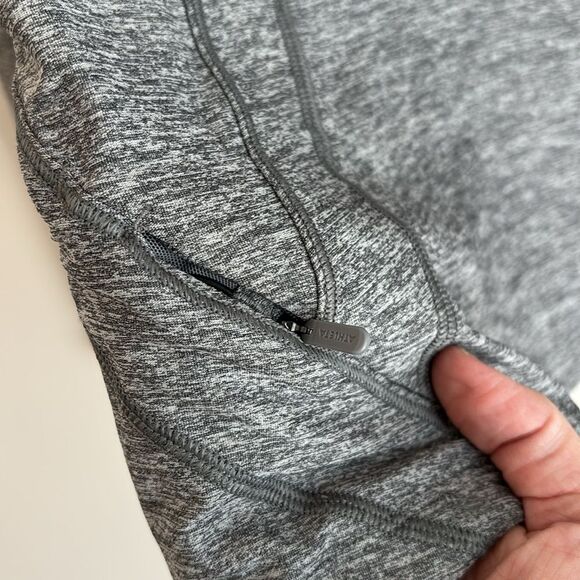 Athleta women Pacifica Illume Half Zip Gray Long Sleeve UPF Fitted Top large NWT - Picture 6 of 12